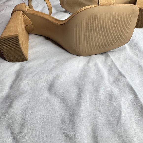Steve Madden Women's sz 8.5 M Tan 4 inch Square Heel Ankle Strap Square Toe - Picture 7 of 13
